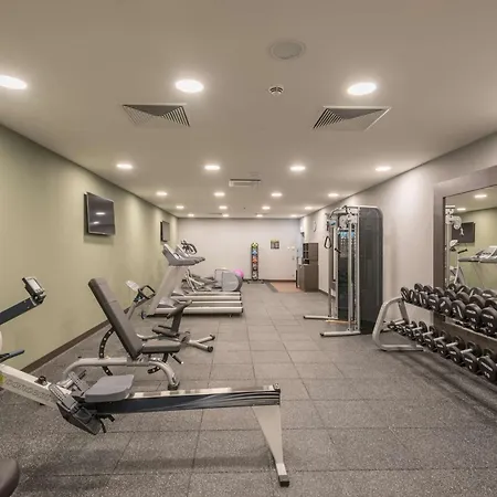 Hilton Garden Frankfurt Centre Hotel 4*