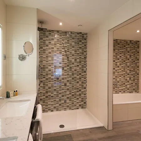 Hilton Garden Frankfurt Centre Hotel