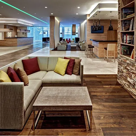 Hotel Hilton Garden Frankfurt Centre 4*