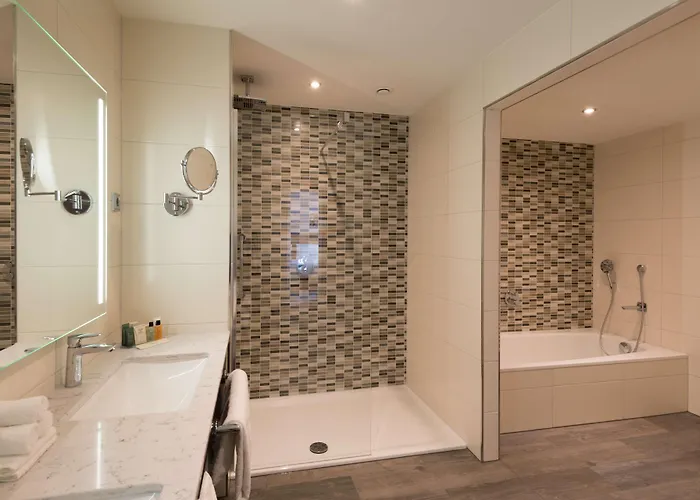 Hilton Garden Frankfurt Centre Hotel