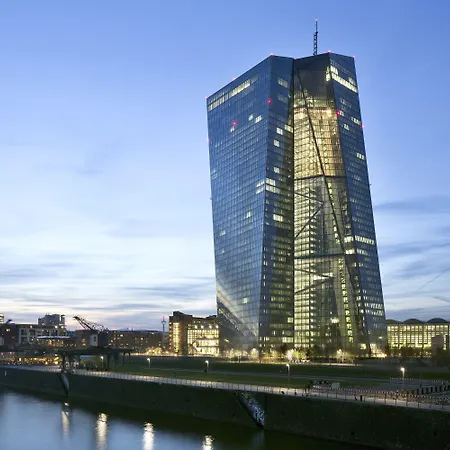 Hilton Garden Frankfurt Centre 4*