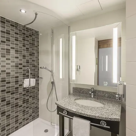 Отель Hilton Garden Frankfurt Centre 4*