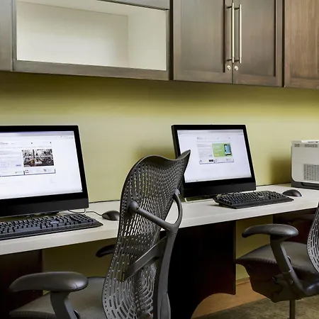 ヒルトン ガーデン シティ センター 4* フランクフルト