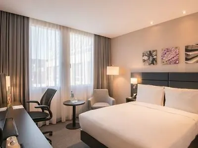힐튼 가든 인 시티 센터 호텔 4*
