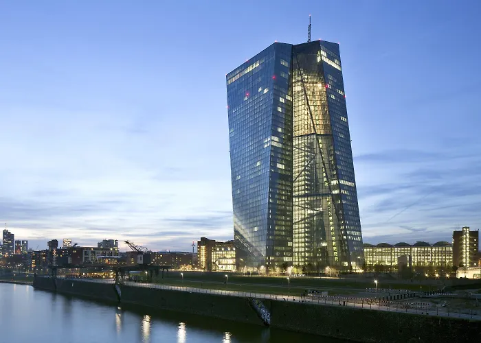 Hilton Garden Frankfurt Centre 4*