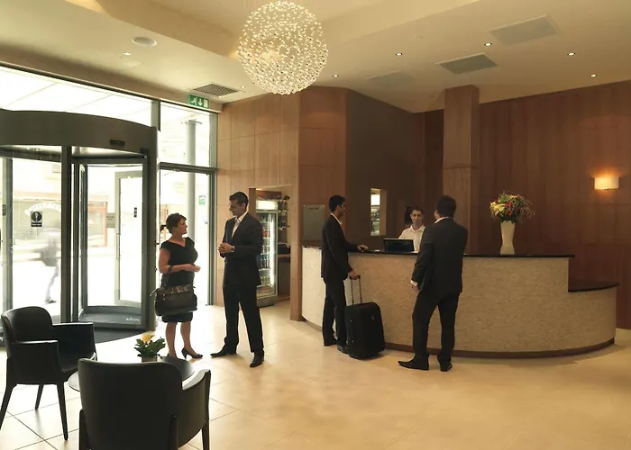 Hilton Garden Frankfurt Centre Hotell 4*