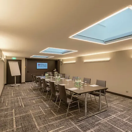 Hilton Garden Frankfurt Centre Hotel 4*