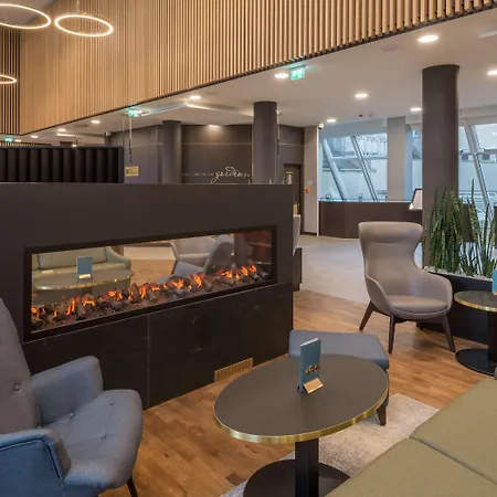 Hilton Garden Frankfurt Centre Hotel 4*