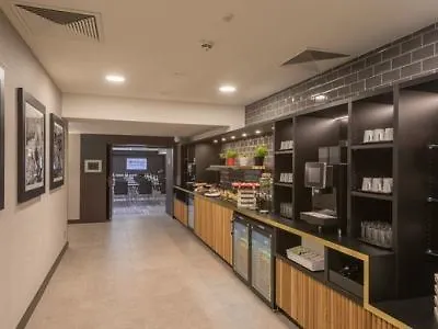 Отель Hilton Garden Frankfurt Centre 4*
