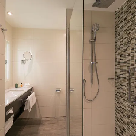 Hilton Garden Frankfurt Centre Otel